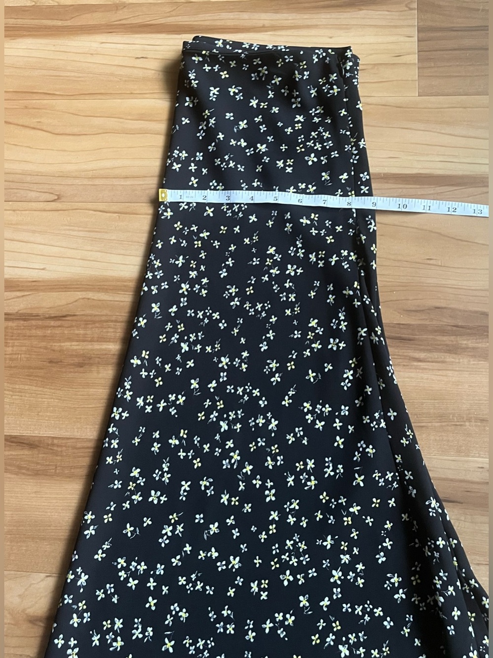 Bar III Floral Midi A-Line Skirt Black Size 8 Side Zip - Picture 10 of 10